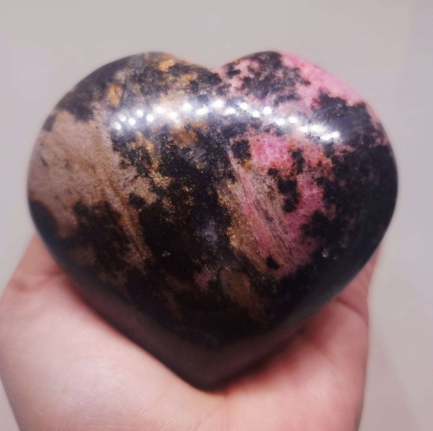 RHODONITE POLISHED HEART 378 g - LOVE & COMPASSION