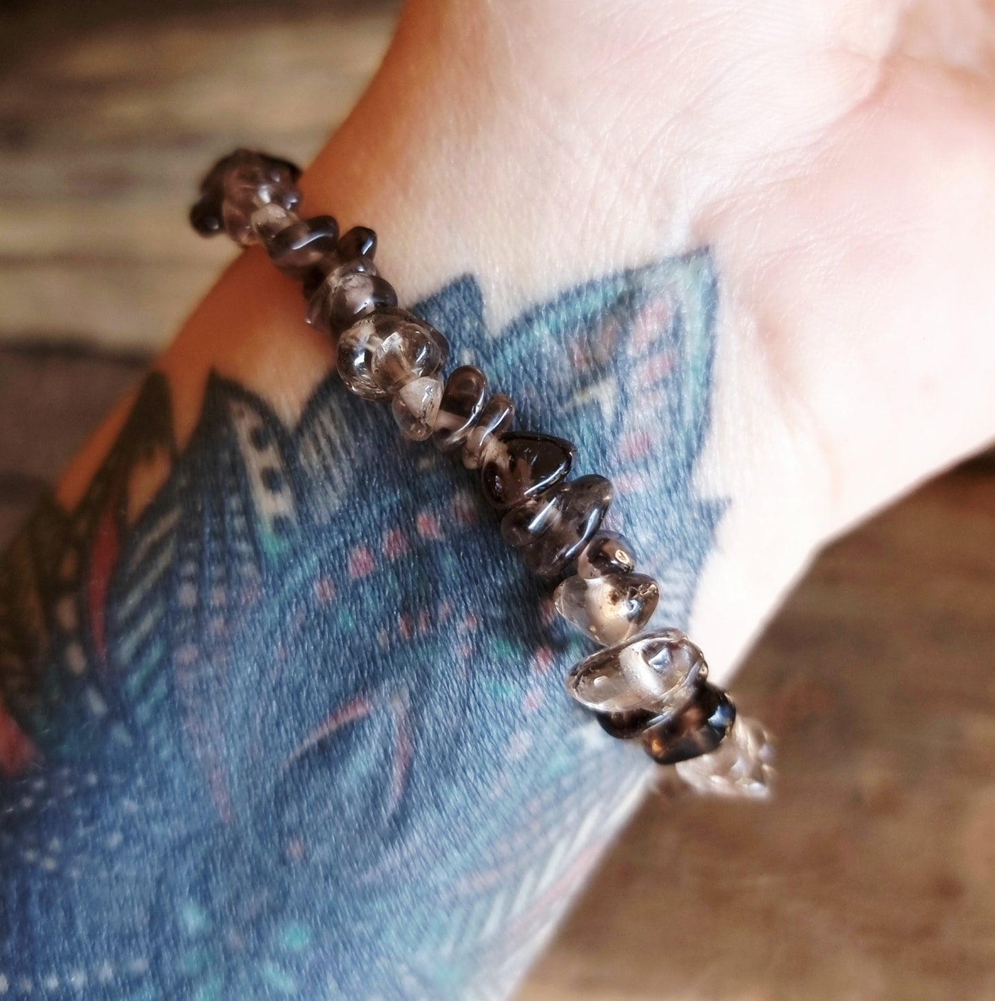 SMOKY QUARTZ CHIPPED BRACELET - GROUNDING & PROTECTION