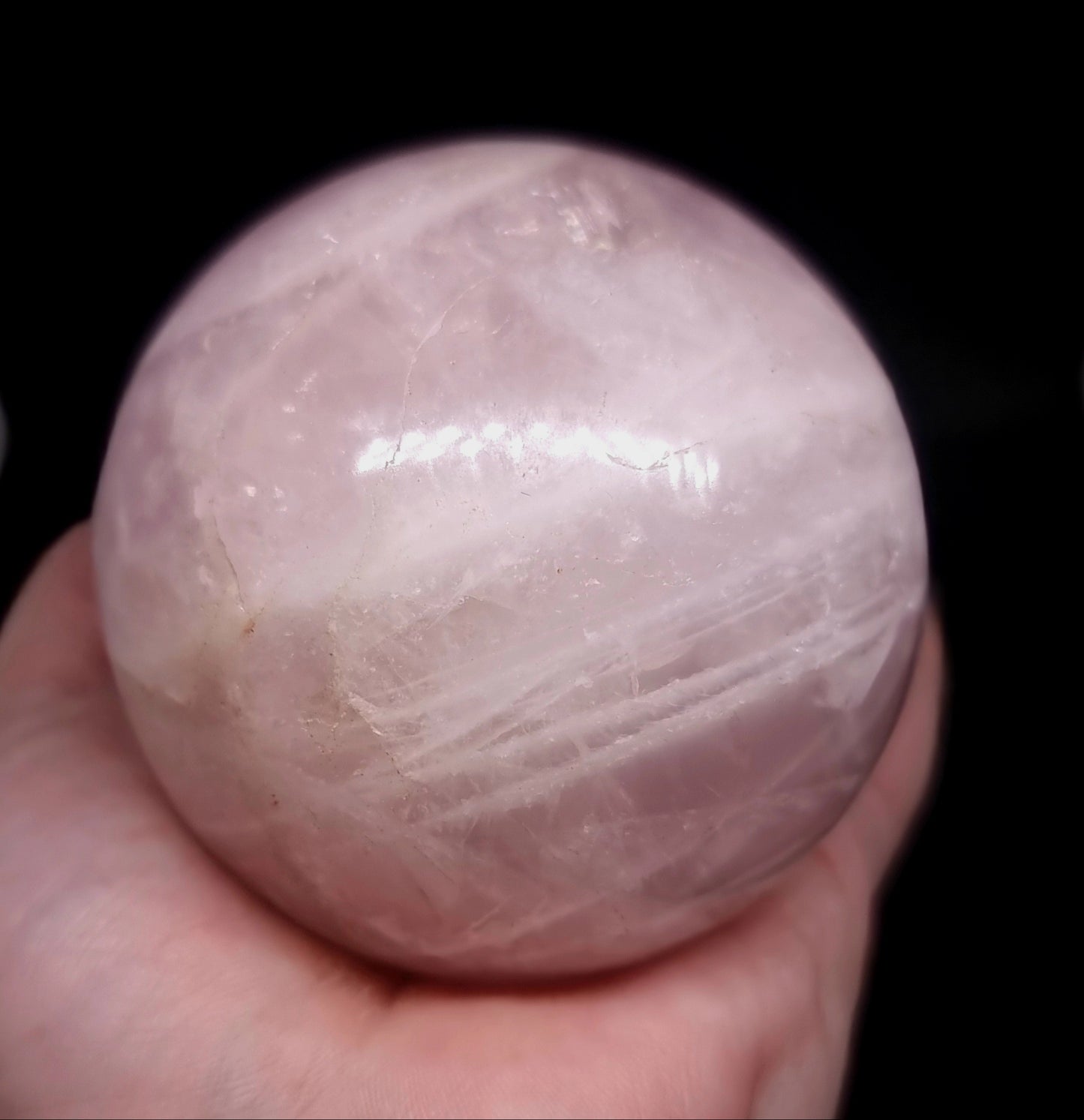 ROSE QUARTZ WITH STAR ASTERISM POLISHED SPHERE 6 cm ( 477g )