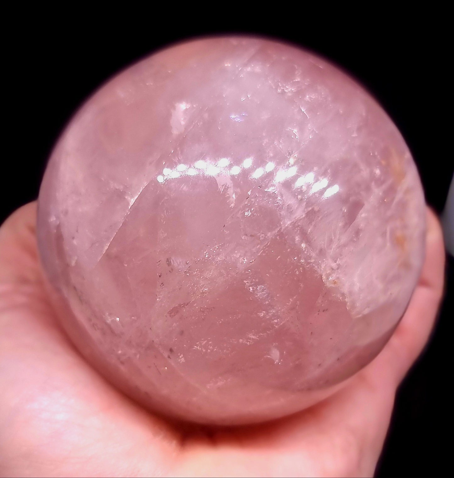 ROSE QUARTZ WITH STAR ASTERISM POLISHED SPHERE 6 cm ( 519g )
