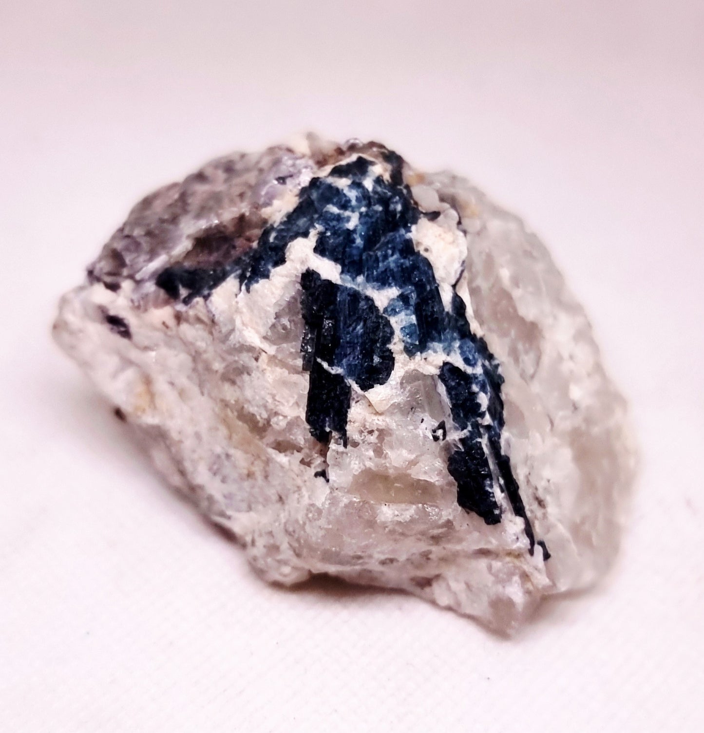 RARE BLUE INDICOLITE TOURMALINE IN WHITE QUARTZ 135 g