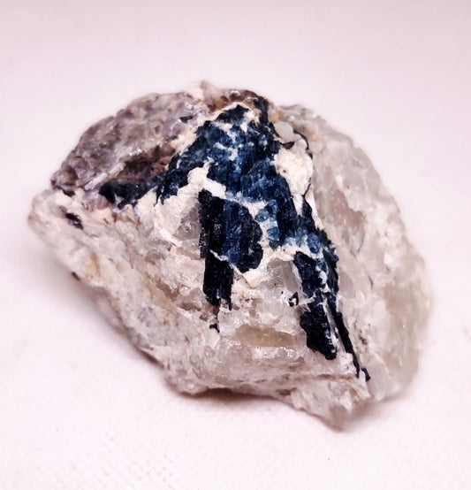 RARE BLUE INDICOLITE TOURMALINE IN WHITE QUARTZ 135 g