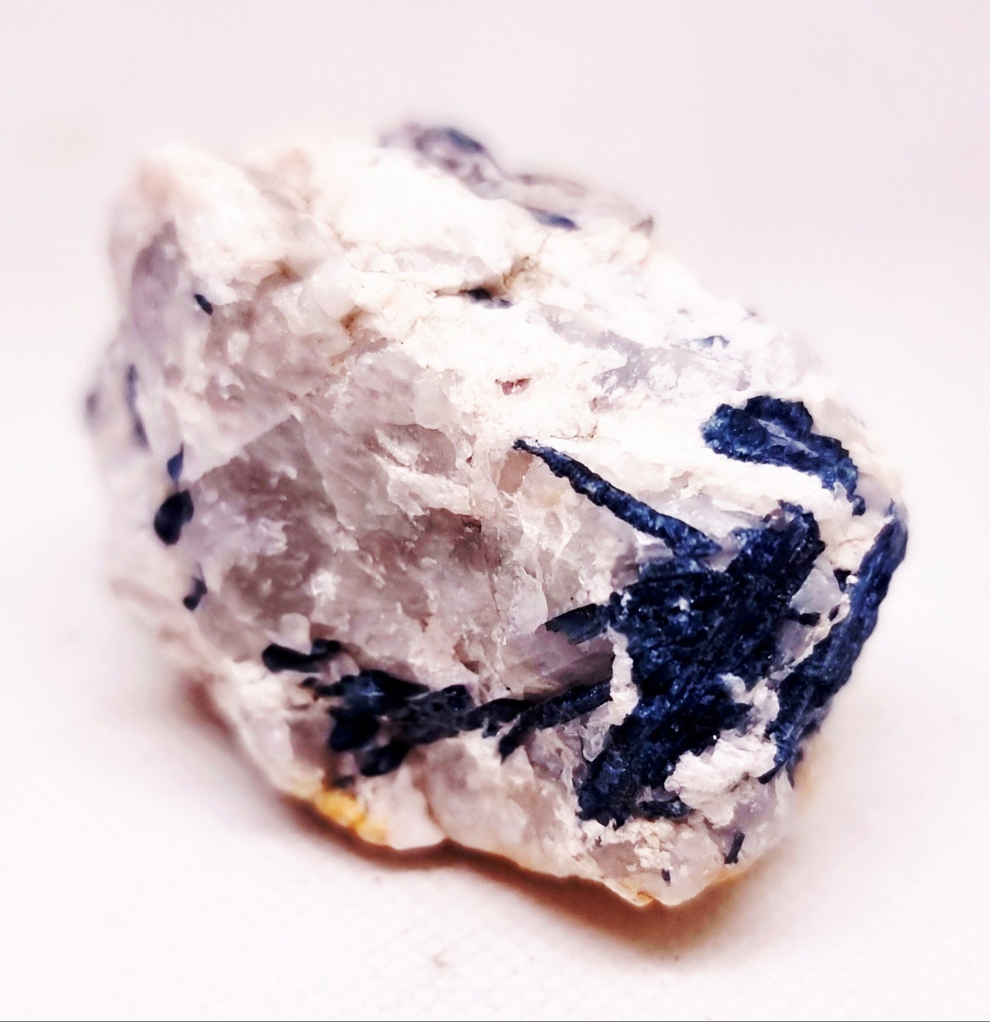 RARE BLUE INDICOLITE TOURMALINE IN WHITE QUARTZ 147 g