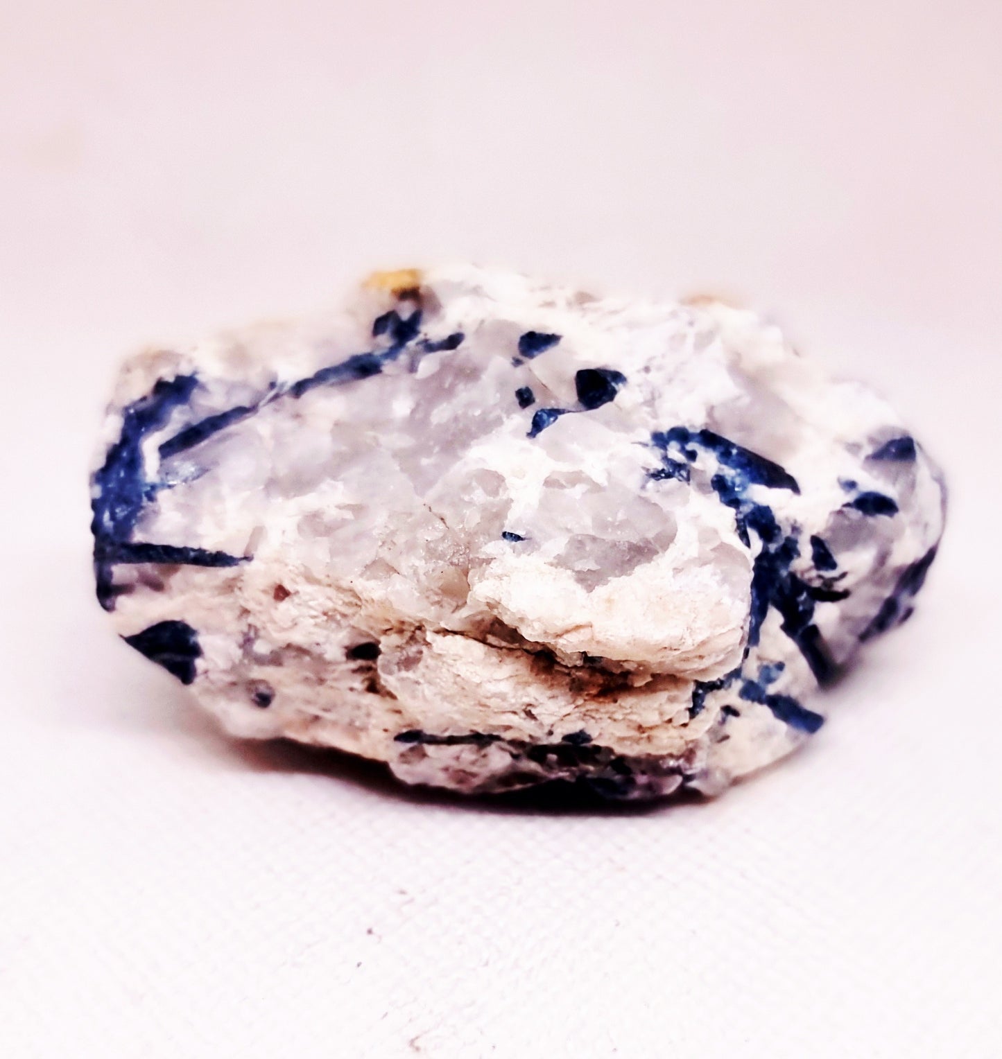 RARE BLUE INDICOLITE TOURMALINE IN WHITE QUARTZ 147 g