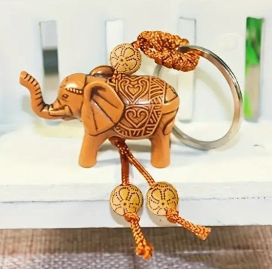 LUCKY ELEPHANT KEYCHAIN