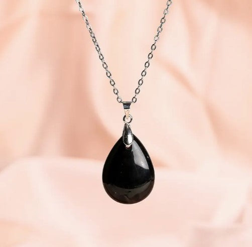 BLACK AGATE PENDANT NECKLACE - PROTECTION