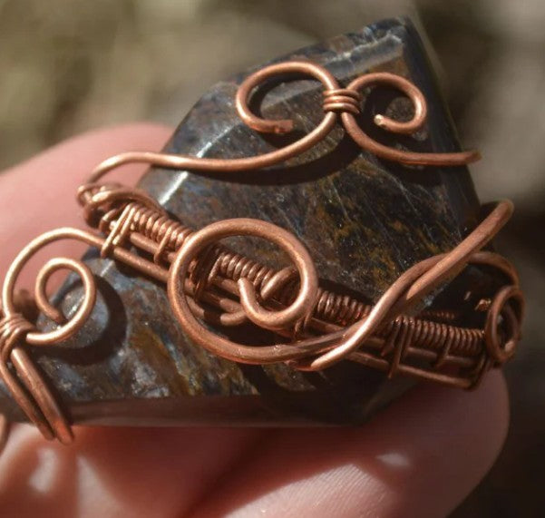PIETERSITE COPPER WIRE WRAPPED NECKLACE - INTUITION
