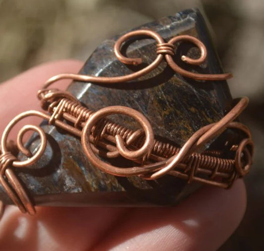 PIETERSITE COPPER WIRE WRAPPED NECKLACE - INTUITION