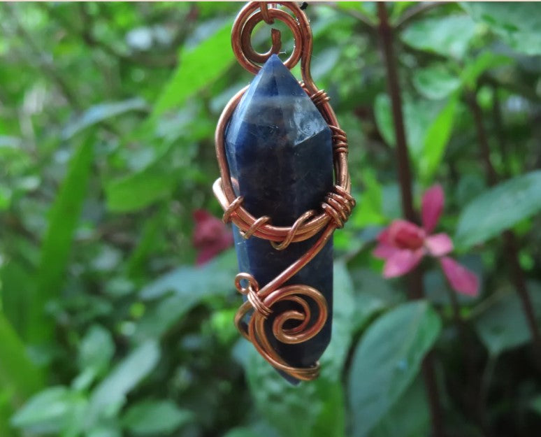 SODALITE DOUBLE TERMINATED WIRE WRAPPED NECKLACE - INTUITION