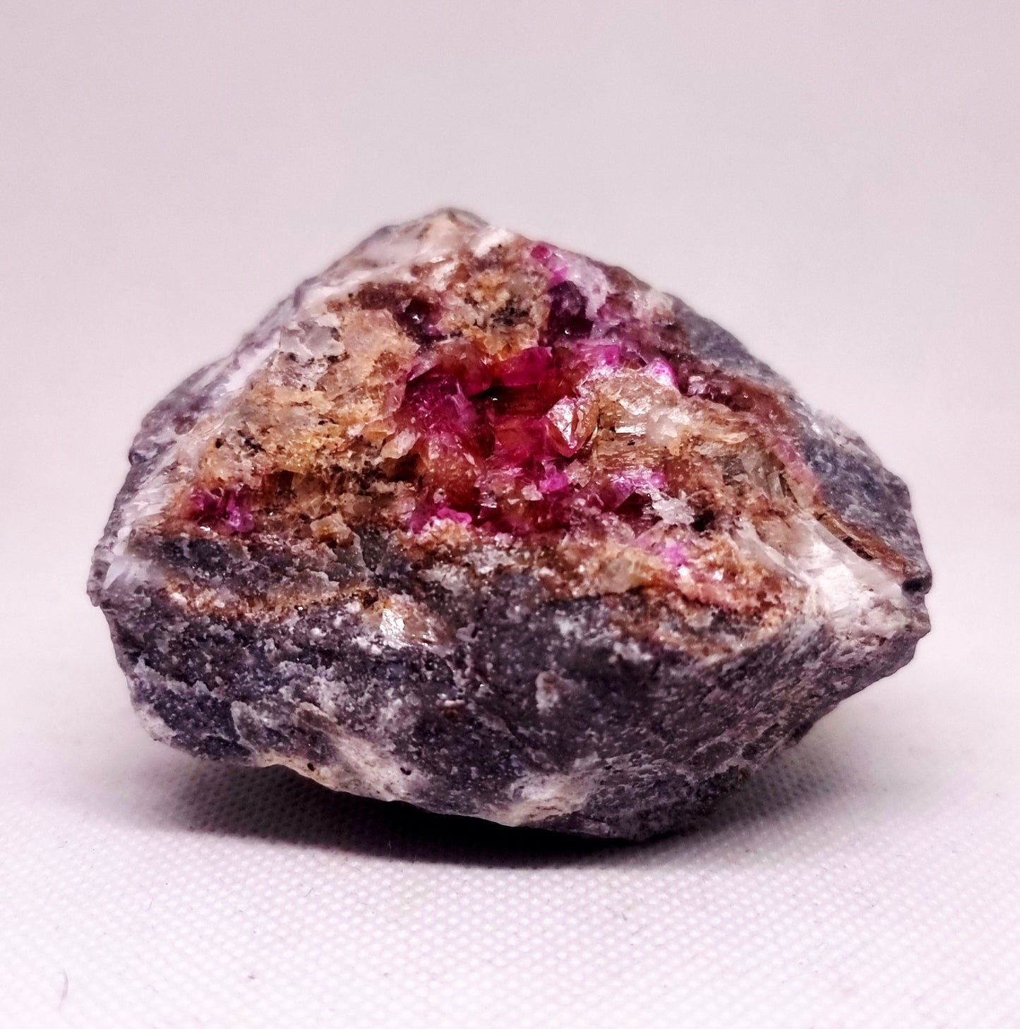 BRIGHT PINK SALROSE COBALTOAN DOLOMITE 322 g - SELF LOVE