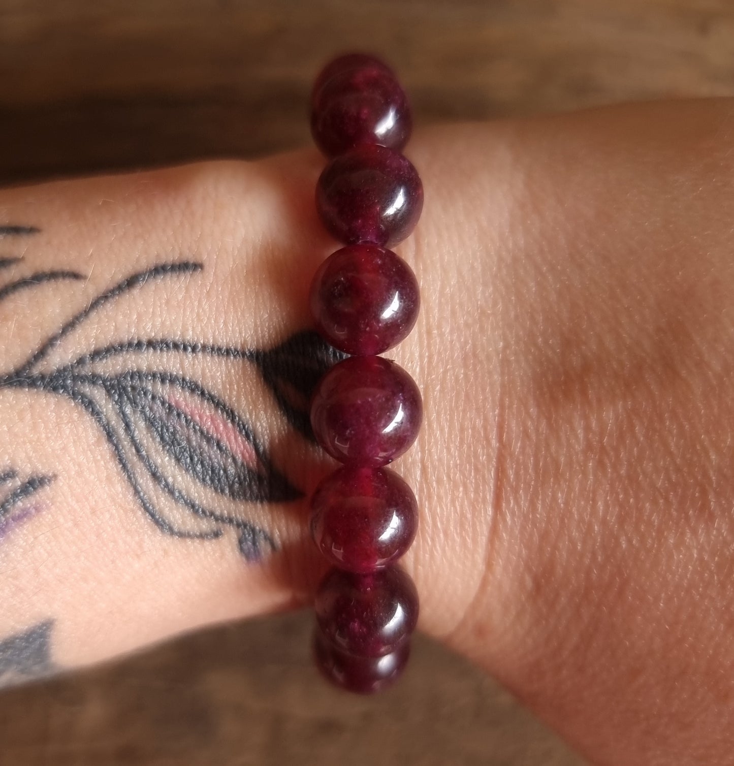 GARNET ENERGY BRACELET 10 mm - LOVE & PROTECTION