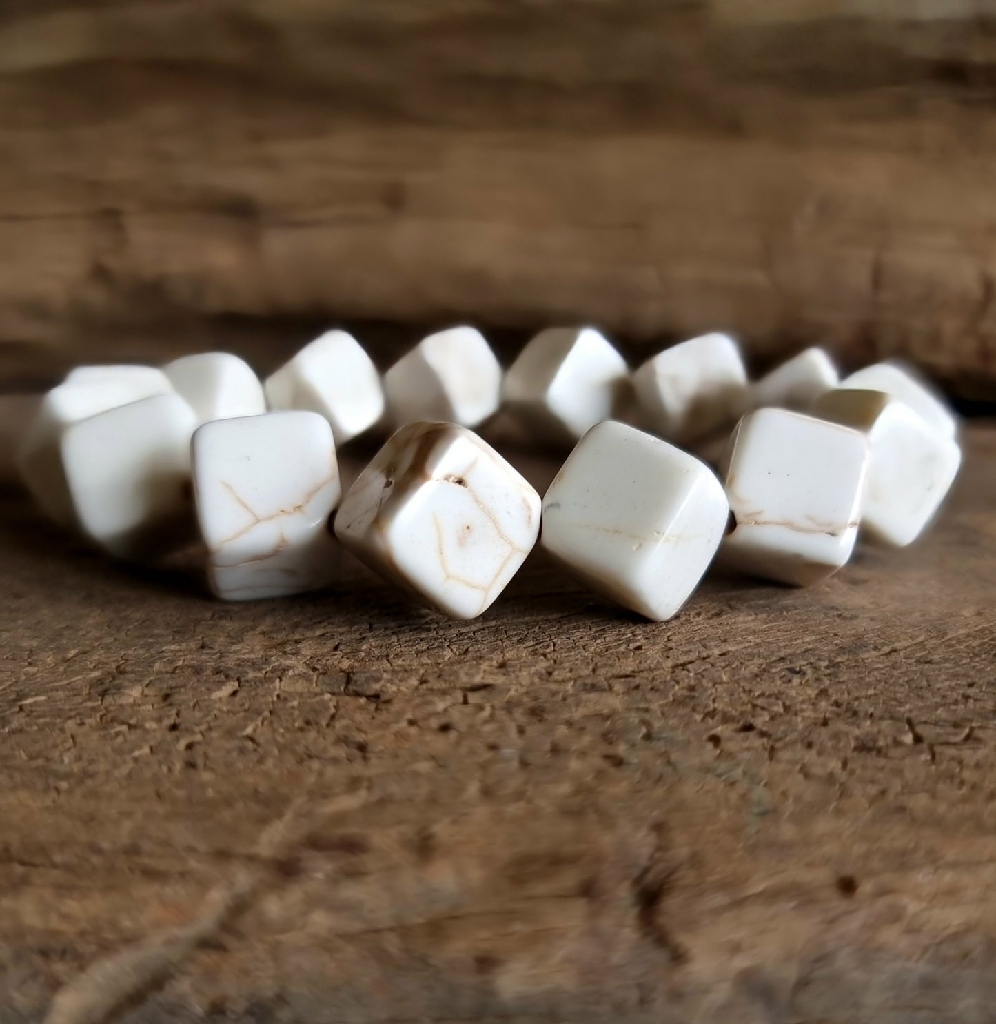 WHITE HOWLITE LARGE SQUARED BRACELET - HIGHER REALMS