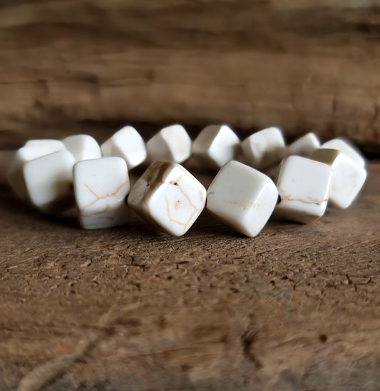 WHITE HOWLITE LARGE SQUARED BRACELET - HIGHER REALMS