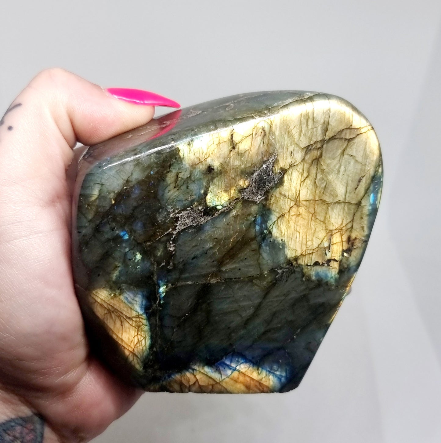 POLISHED BLUE & GREEN FLASH LABRADORITE FREEFORM 613 g - CLAIRVOYANCE