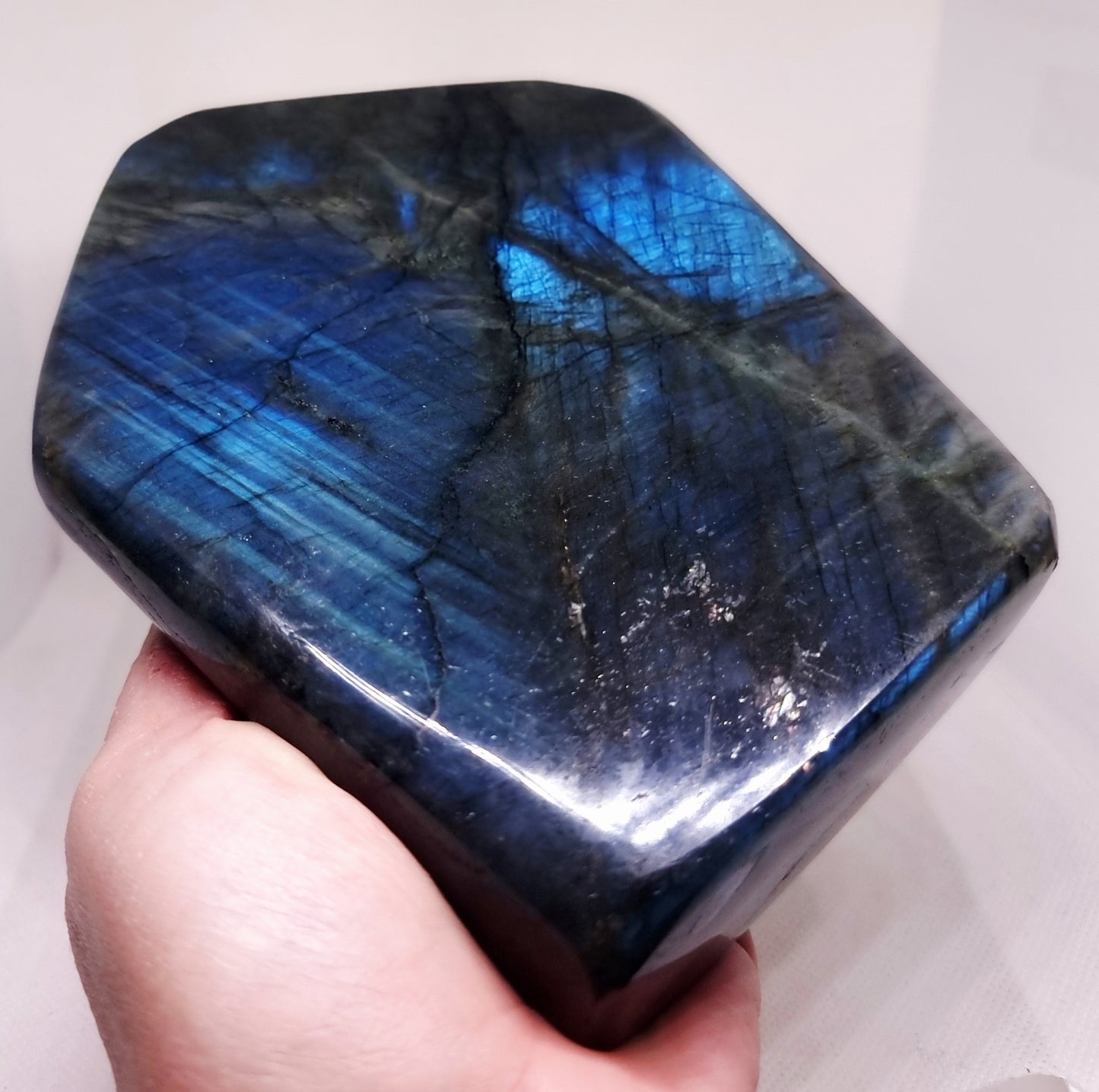 POLISHED BLUE & GREEN FLASH LABRADORITE FREEFORM 1.47 kg - CLAIRVOYANCE
