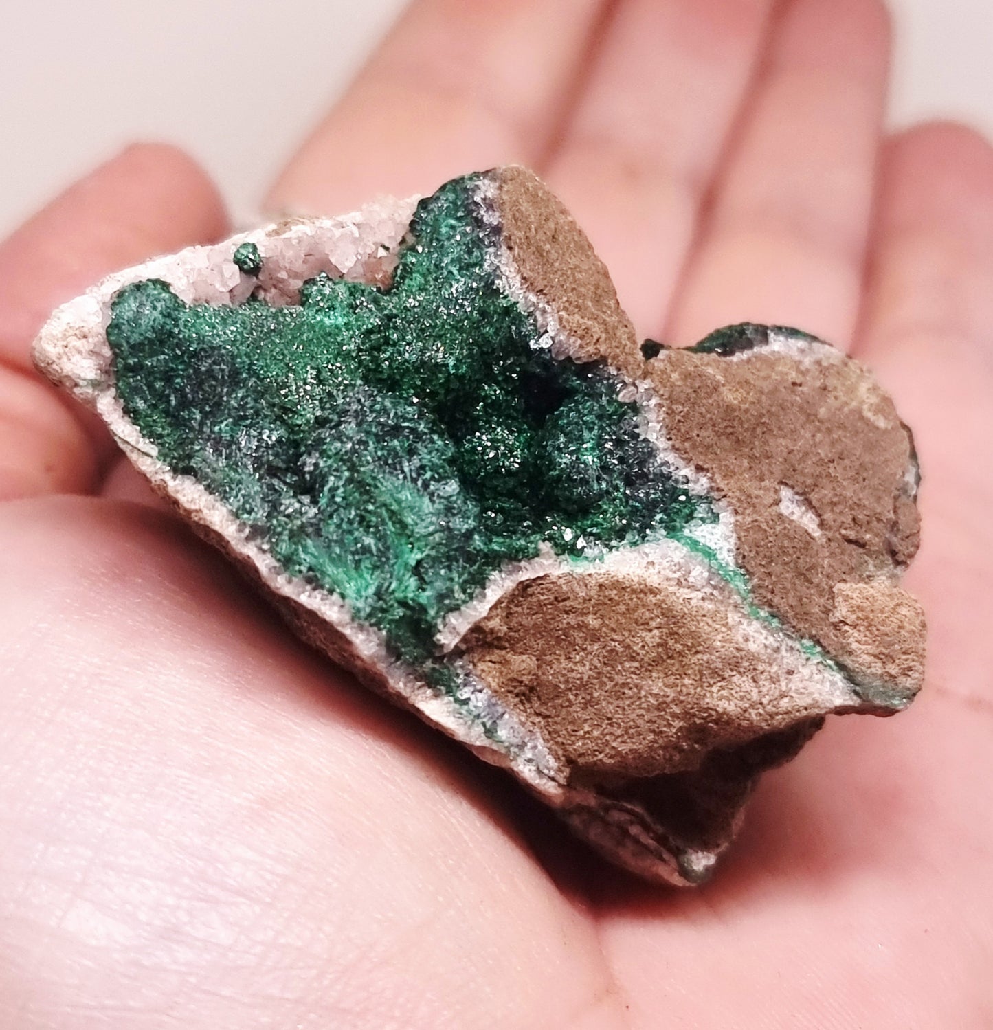 RARE BALL MALACHITE ON DRUZY QUARTZ 84 g