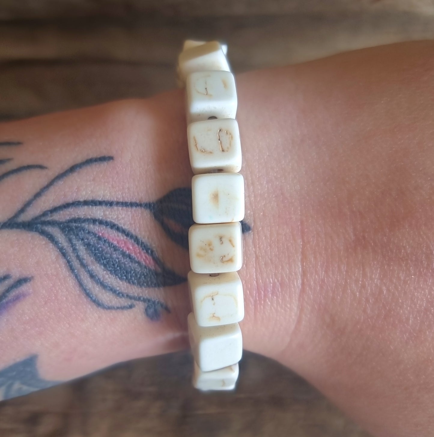 WHITE HOWLITE SQUARED BRACELET - HIGHER REALMS