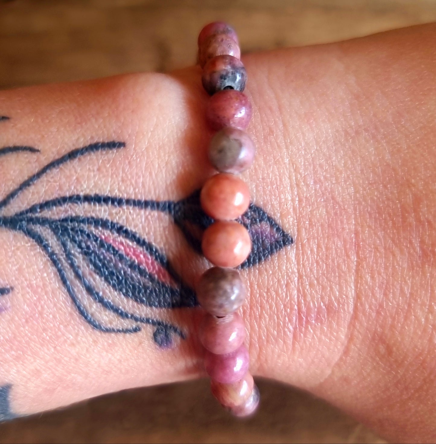 RHODONITE ENERGY BRACELET 6 mm - HEART HEALER