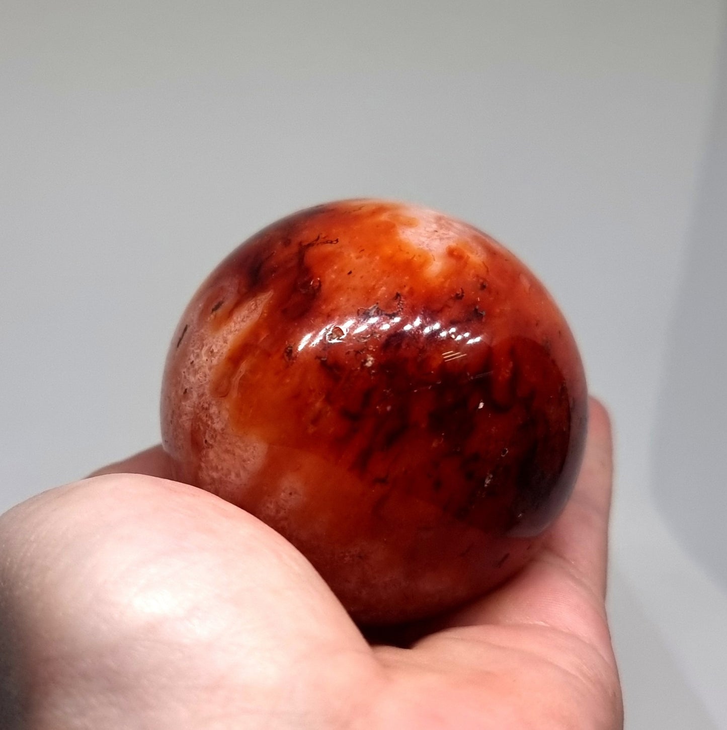 CARNELIAN POLISHED SPHERE 6 cm - CREATIVITY