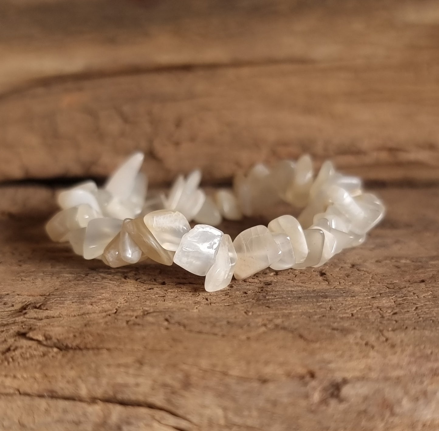 MOONSTONE CHIPPED BRACELET - INTUITION