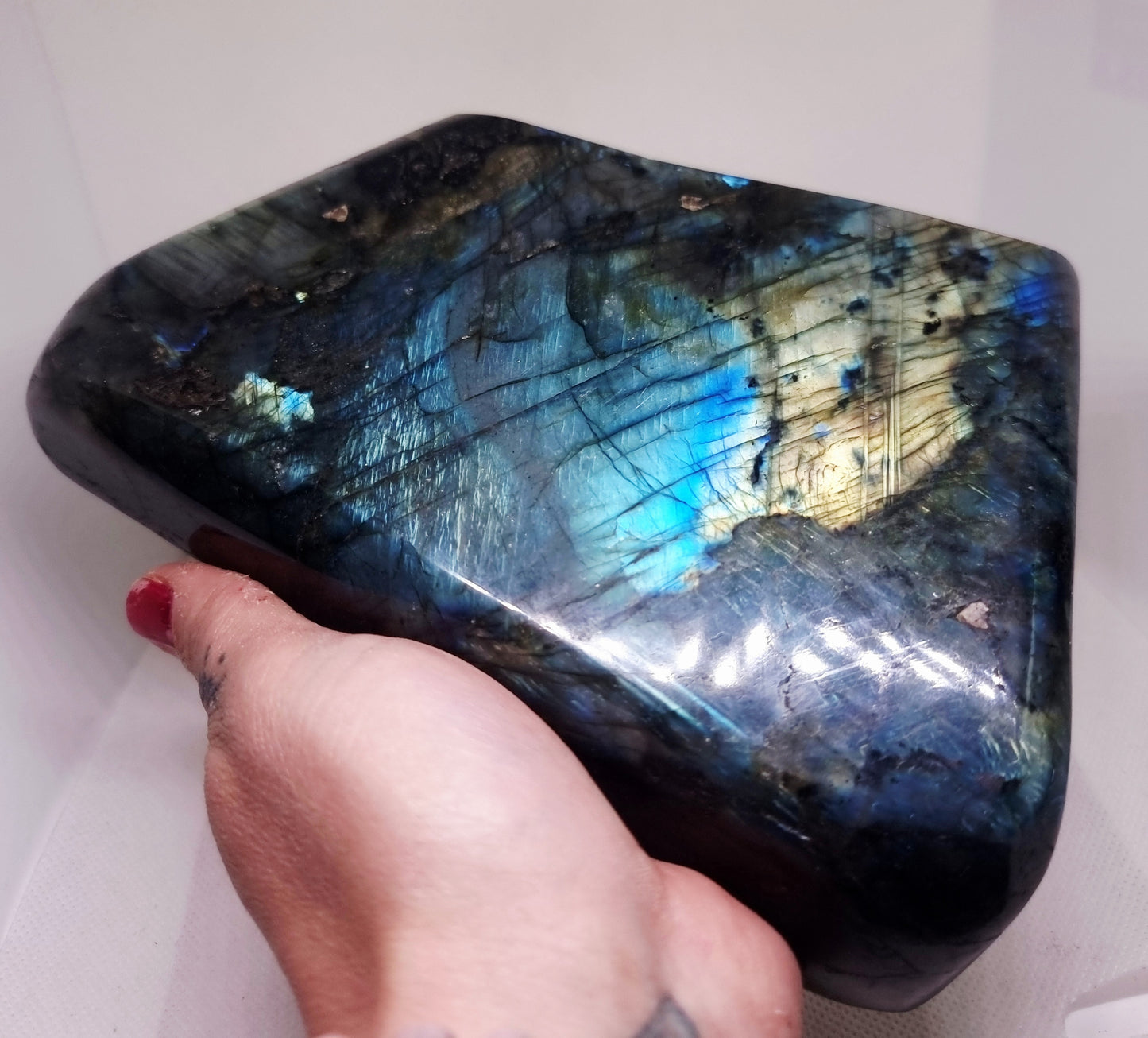 POLISHED BLUE & GREEN FLASH LABRADORITE FREEFORM 1.8 kg - CLAIRVOYANCE