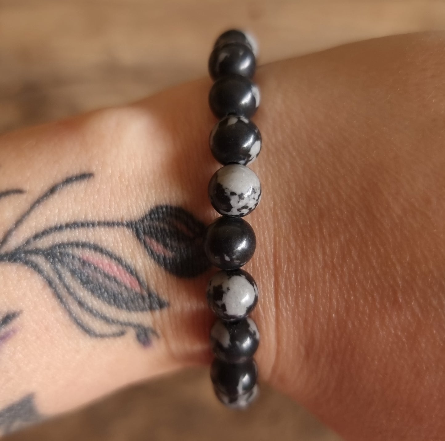SNOWFLAKE OBSIDIAN BRACELET 8 mm - GROUNDING