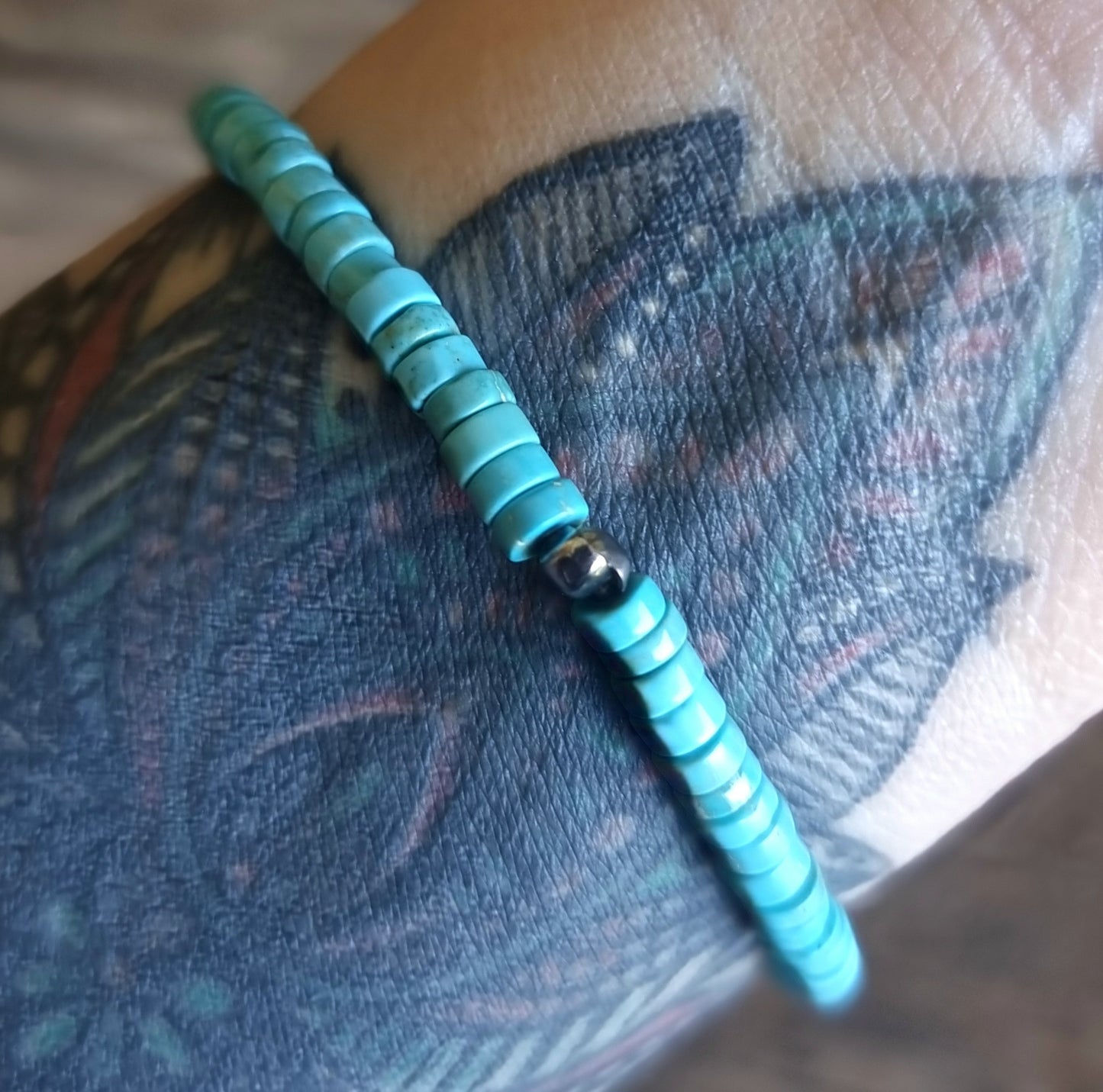 TURQUOISE HOWLITE NUGGET BRACELET 2 mm - GOOD FORTUNE