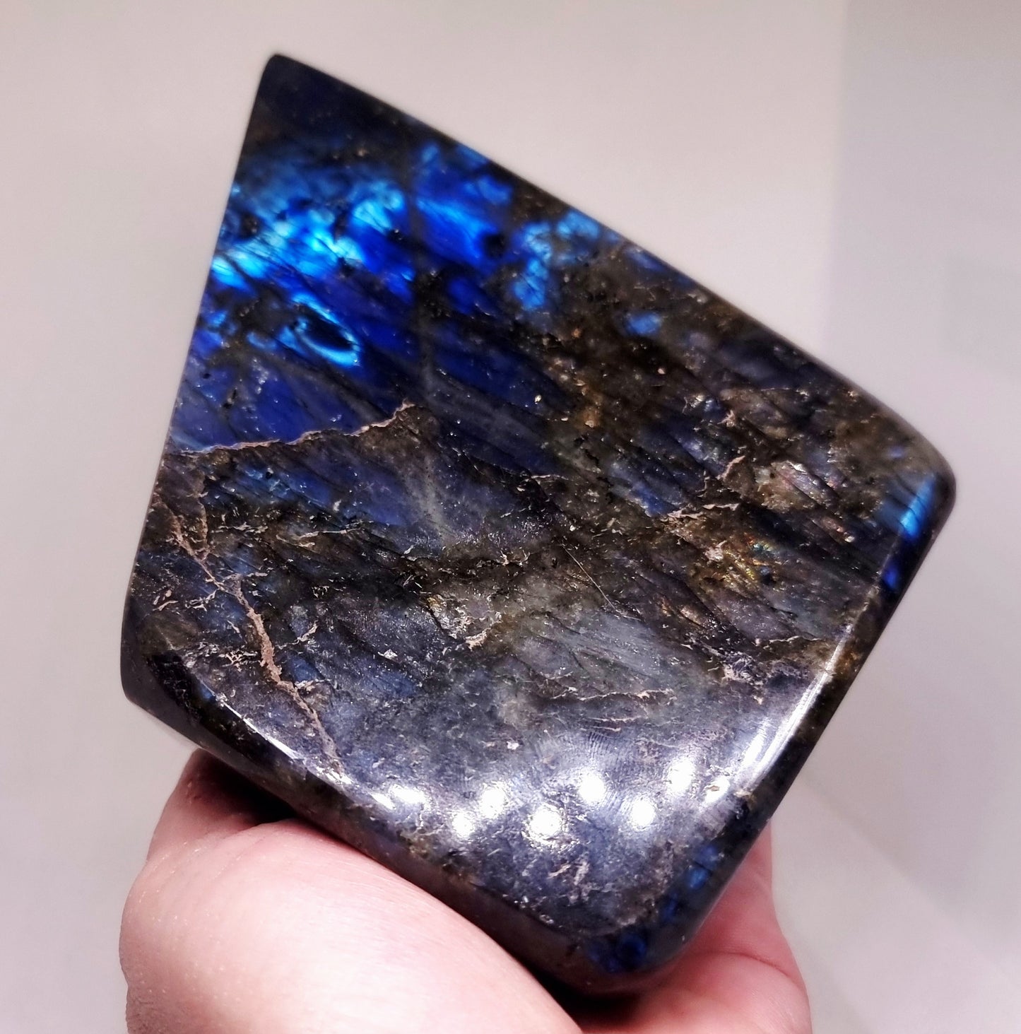 POLISHED BLUE & GREEN FLASH LABRADORITE FREEFORM 1.19 kg - CLAIRVOYANCE
