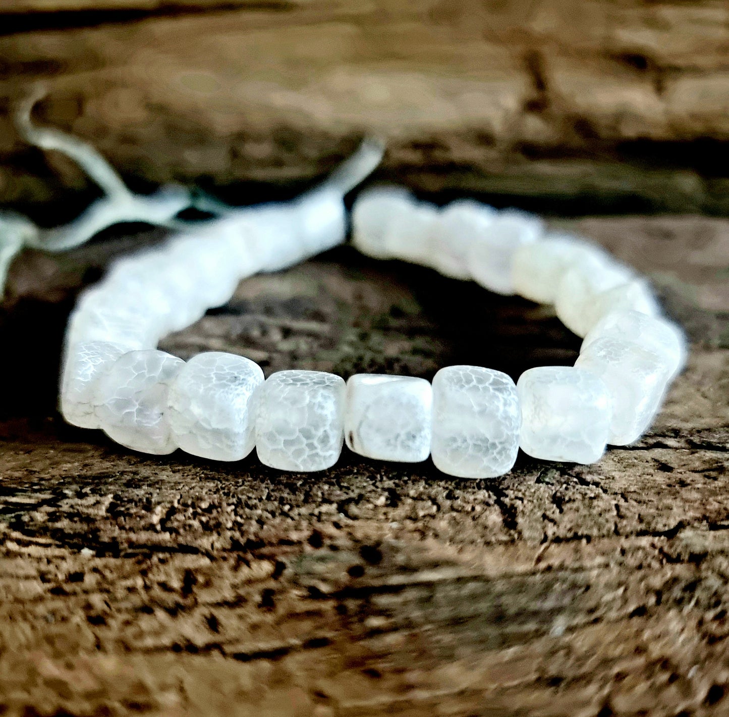 WHITE AGATE ENERGY BRACELET 6mm - ANGEL & SPIRIT GUIDES COMMUNICATION