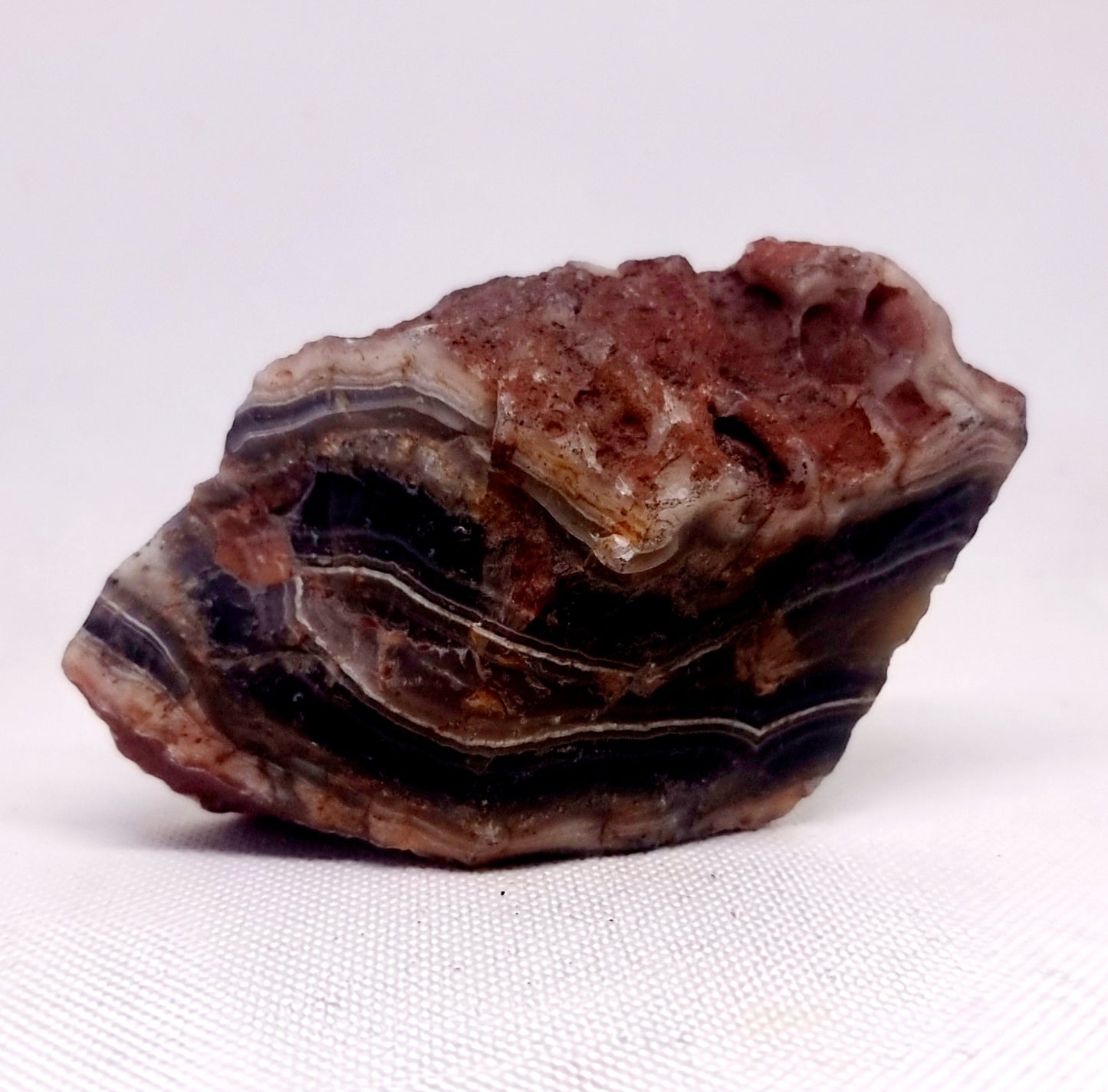 POLISHED RED SASHE RIVER AGATE FREE FORM 292 g - GROUNDING