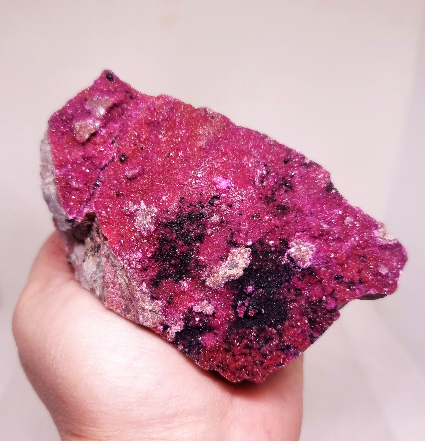 BRIGHT PINK SALROSE COBALTOAN DOLOMITE 391 g - SELF LOVE