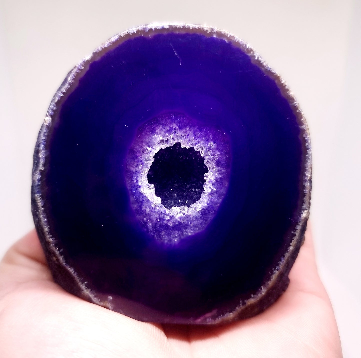 PURPLE AGATE GEODE 260 g - INTUITION & DIVINITY