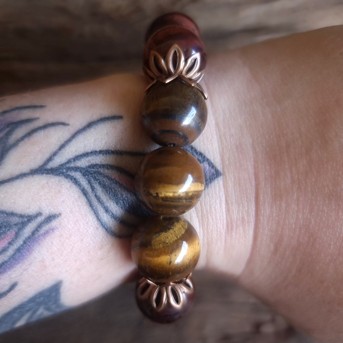 TIGER EYE BROWN & RED ENERGY BRACELET 12 mm - PROTECTION & COURAGE