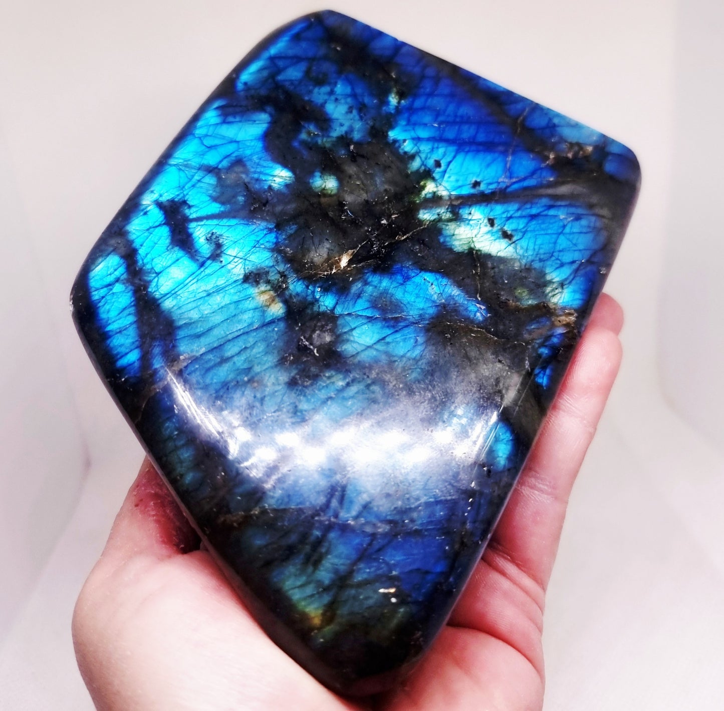 POLISHED BLUE & GREEN FLASH LABRADORITE FREEFORM 1.4 kg - CLAIRVOYANCE