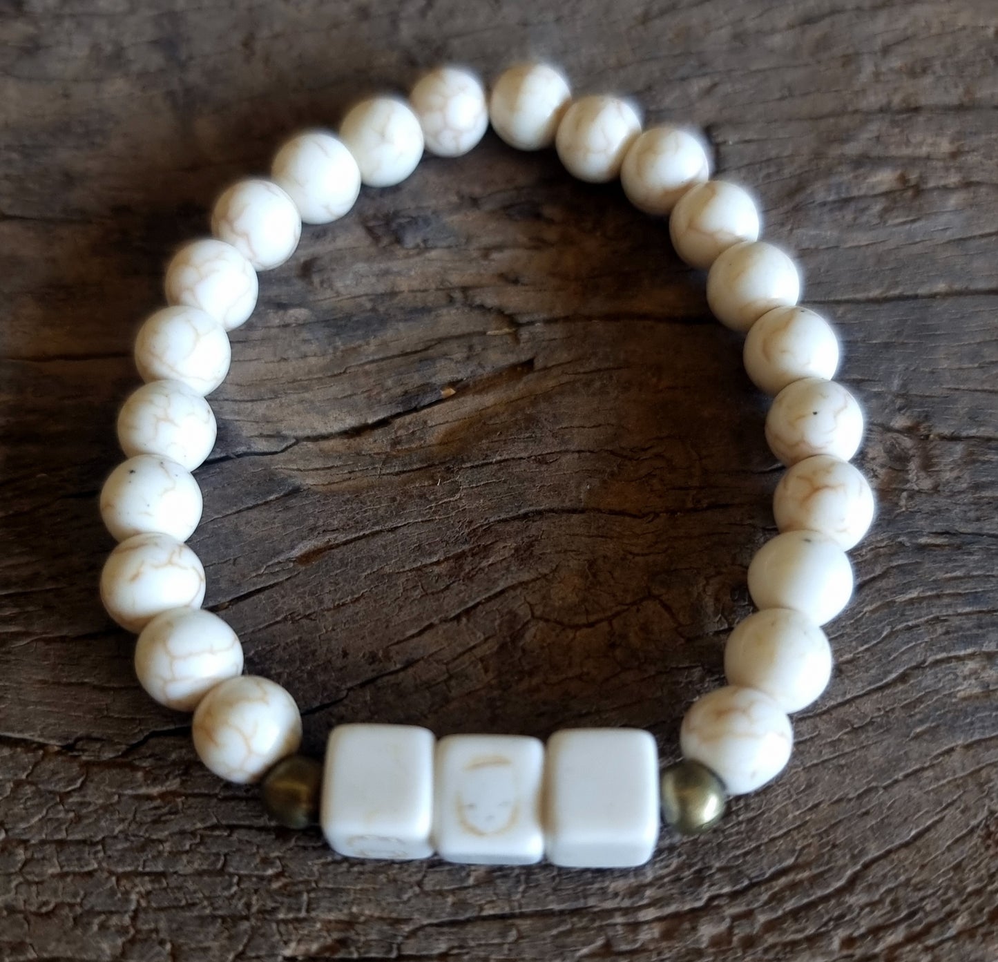 WHITE HOWLITE ENERGY SQ BRACELET 8mm - HIGHER REALMS