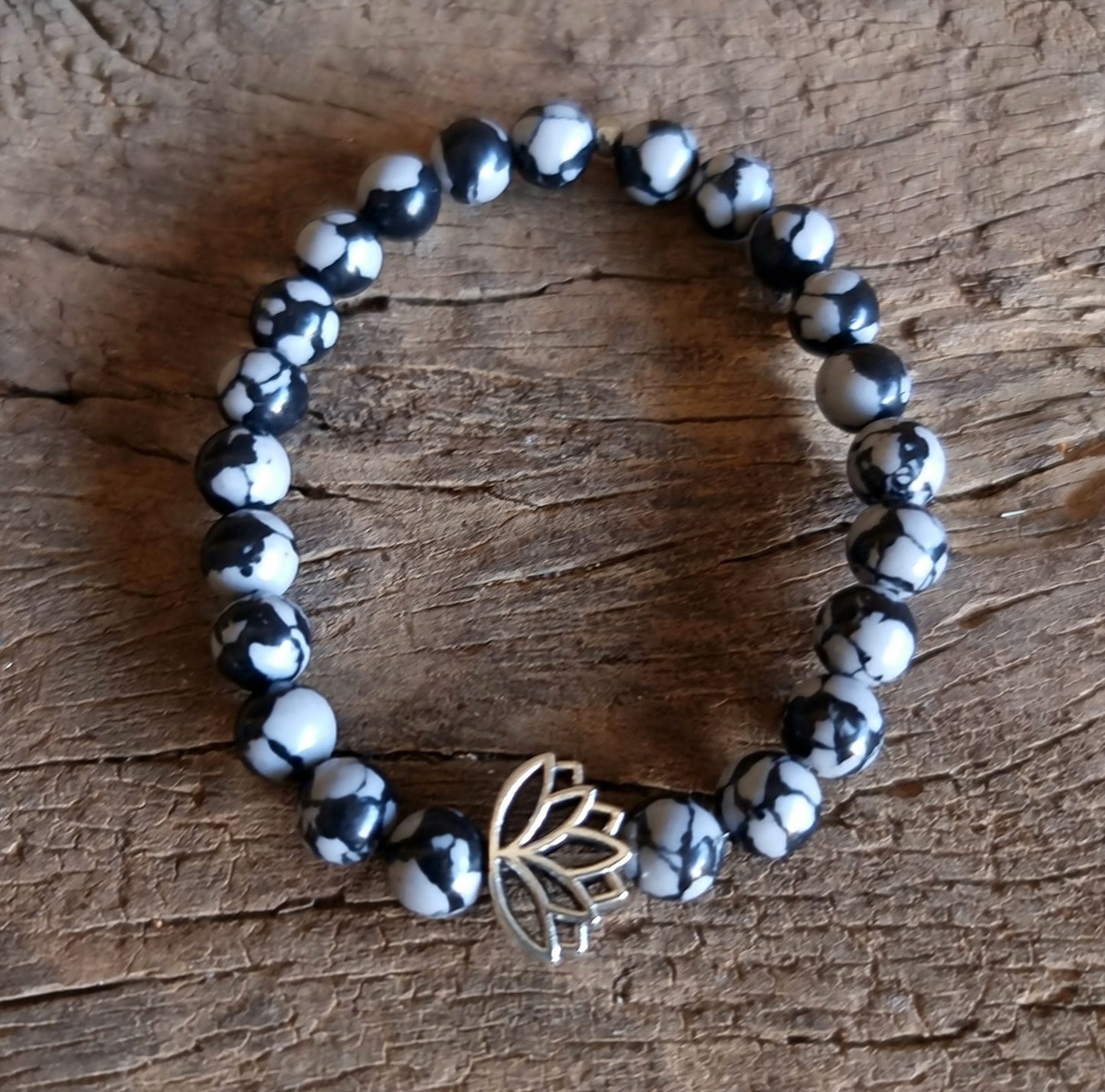 SNOWFLAKE OBSIDIAN LOTUS ENERGY BRACELET 8 mm - GROUNDING