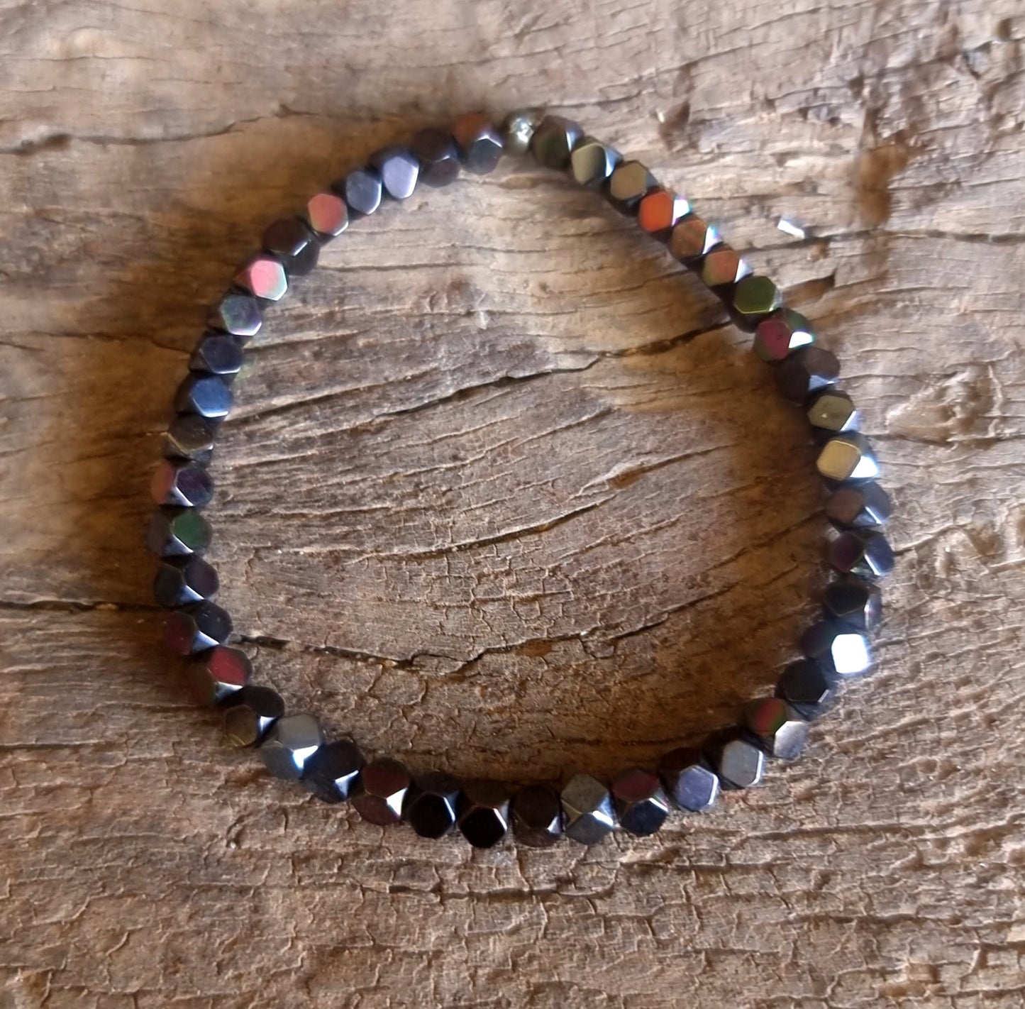 HEMATITE FACETED ENERGY BRACELET 2 mm - GROUNDING