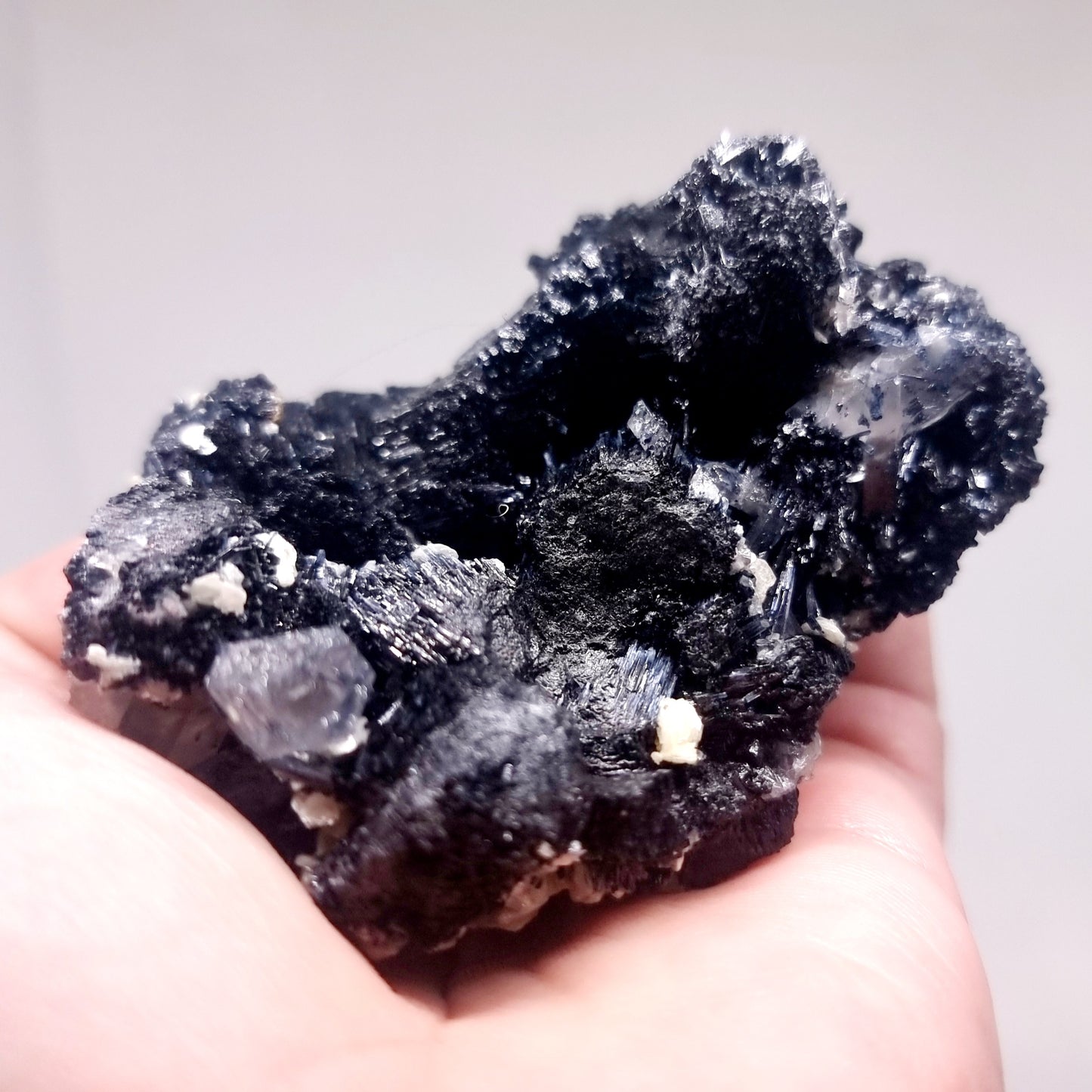 BLACK SCHORL TOURMALINE SPECIMENS 162 g - SHAMANIC PROTECTION