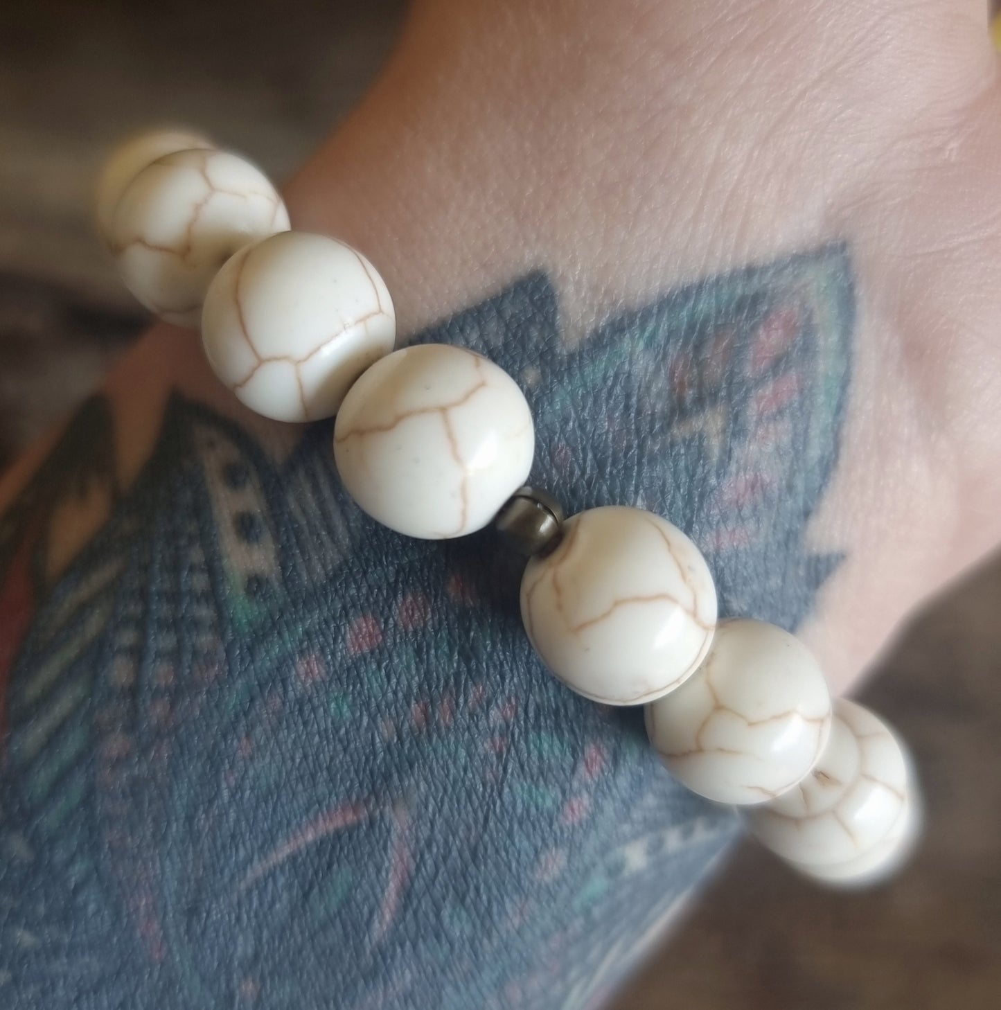 WHITE HOWLITE ENERGY BRACELET 12mm - HIGHER REALMS