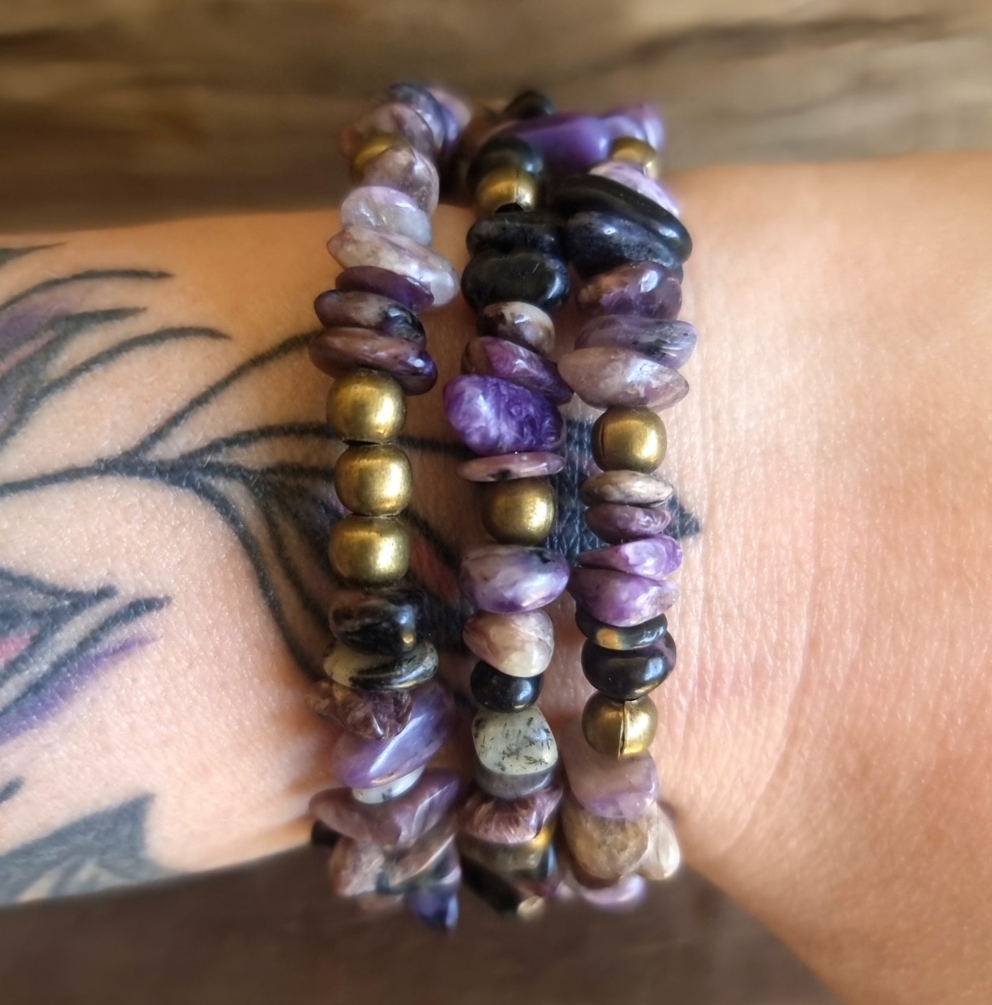 CHAROITE CHIPPED MEMORY WIRE BRACELET - ENERGY & PROTECTION