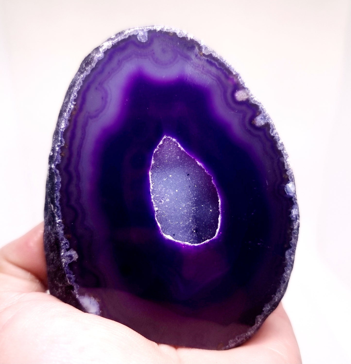 PURPLE AGATE GEODE 265 g - INTUITION & DIVINITY