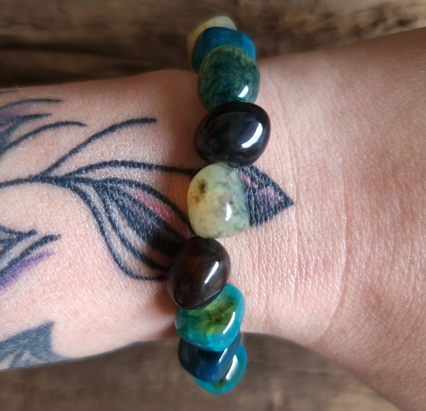 GREEN AGATE NUGGET BRACELET - PROTECTION