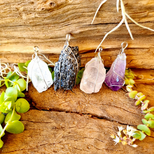 GEMSTONE ROUGH WIRED PENDANTS ASSORTED - ENERGY HEALING