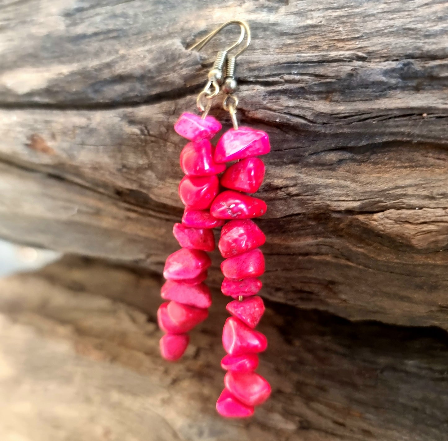 RED HOWLITE EARRINGS 7cm - THE CALMING STONE