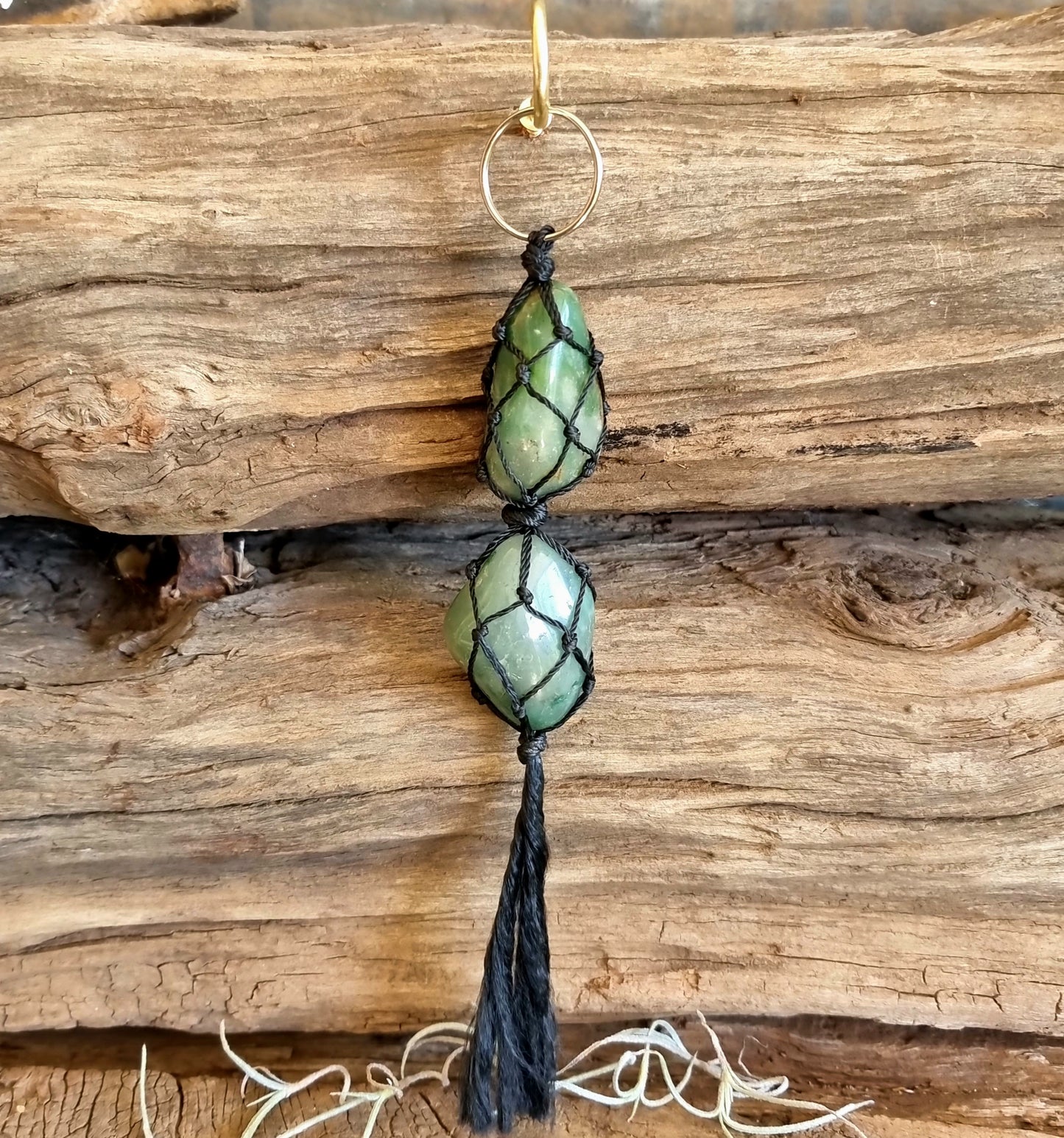 GREEN AVENTURINE MACRAME KEYRING - LUCK