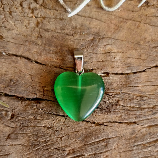 CATS EYE GREEN PENDANT - RECOVER LOST WEALTH