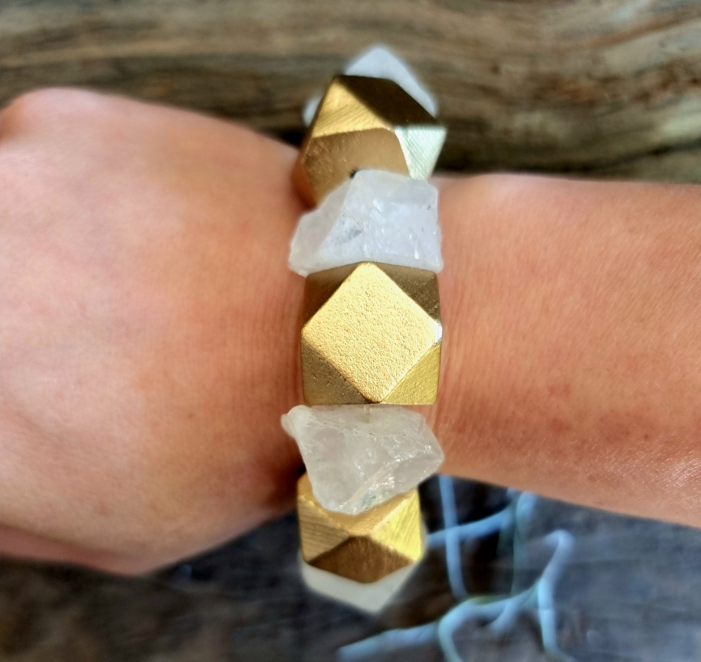 CLEAR QUARTZ ROUGH WITH GOLD BRACELET - ENERGY AMPLIFIER