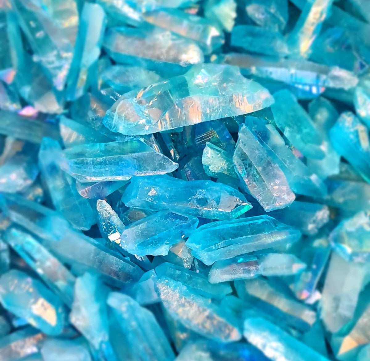 AURA QUARTZ AQUA CRYSTAL POINT - PSYCHIC PROTECTION