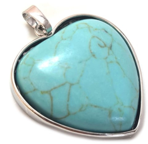 HOWLITE TURQUISE HEART PENDANT - HIGHER REALMS